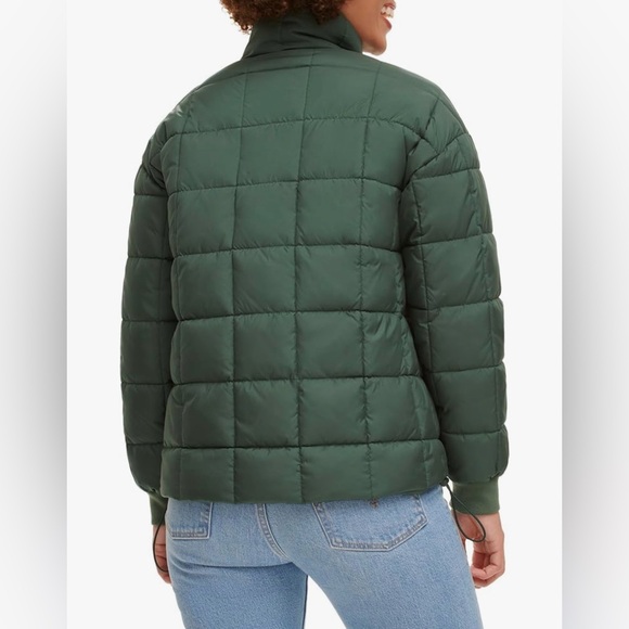 Levi’s Women’s Box Quilted Puffer Jacket Green Size M NWT - Picture 5 of 17